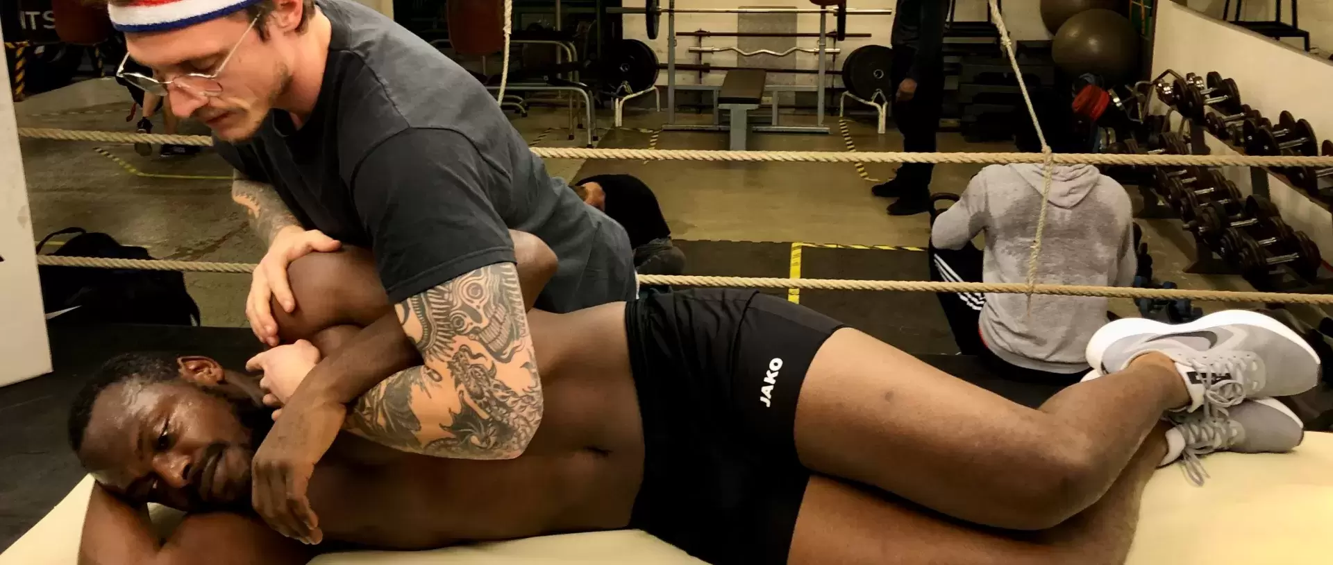 Sportwissenschaftler spricht über die Vorteile von Rolfing® für Sportler und Trainierende