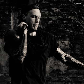 Sports scientist, boxer, and Certified Rolfer® Jakob Reichardt